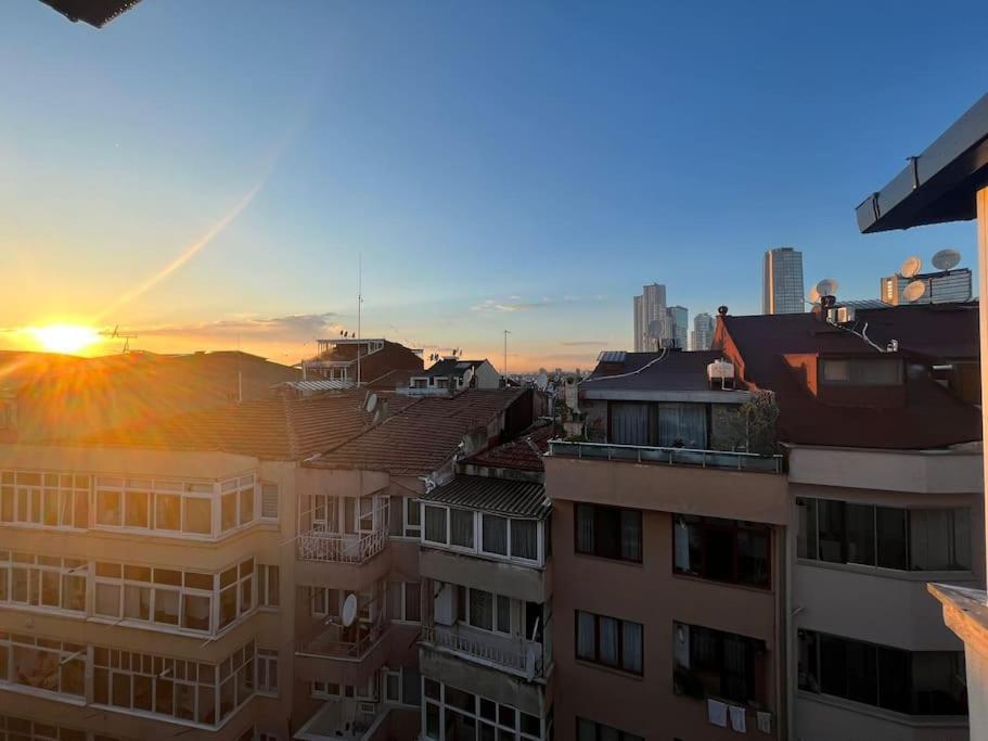 Appartamento Sisli Osmanbey Taksim Large Terrace, Quietness And Space Provincia di Provincia di Istanbul Esterno foto